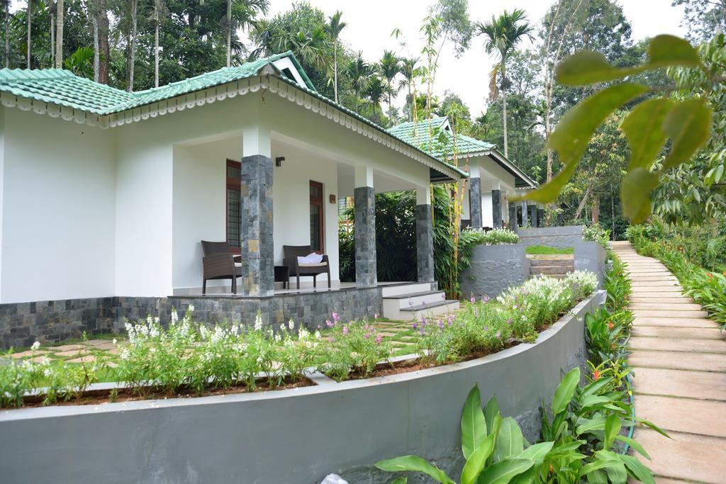 The Woods Resorts Wayanad Султан-Батері Екстер'єр фото
